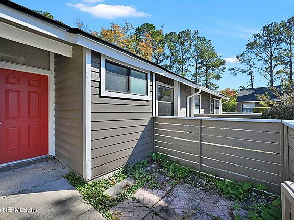 4th image of 8429 LONG MEADOW Circle N