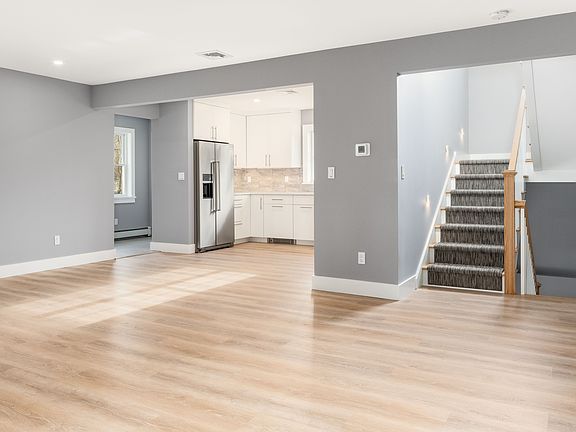 Select 04 - 16 Hickory Rd INT 20 - PRINT.jpg