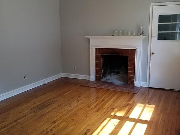 Living/Front Room