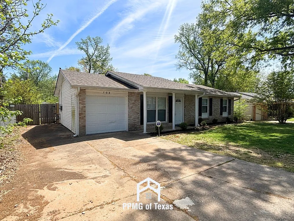 Houses For Rent (16)_04082026 - 708 Lehman Dr