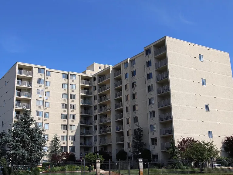 1000 River Rd #9G — Photo 20