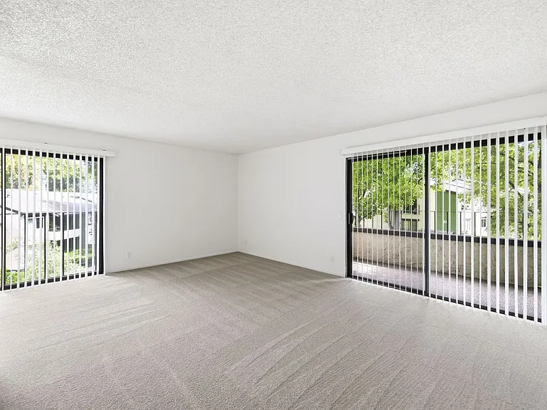 777 San Antonio Rd #86 — Photo 4