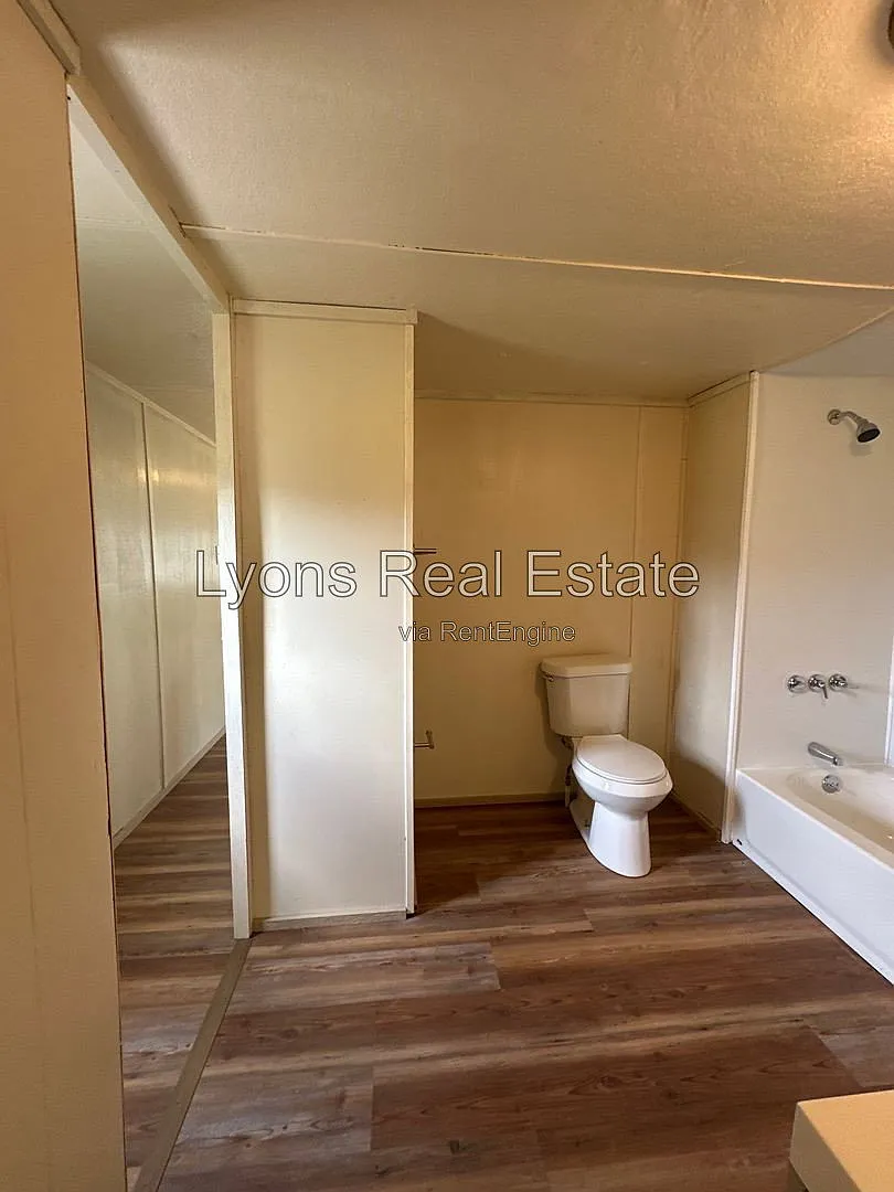 1 bed, 1.0 bath, 528 sqft, $695 — Photo 4