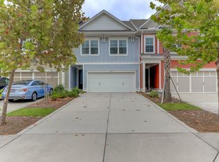 2069 Kings Gate Ln, Mount Pleasant, SC 29466