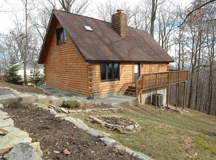 15946 Warburton Dr, Haymarket, VA 20169