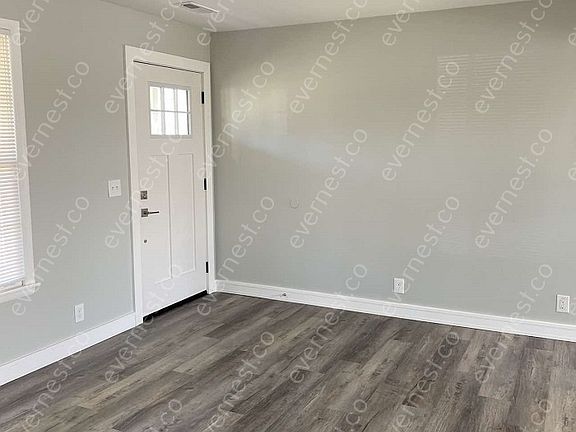 4th image of 123 Creekwood Dr