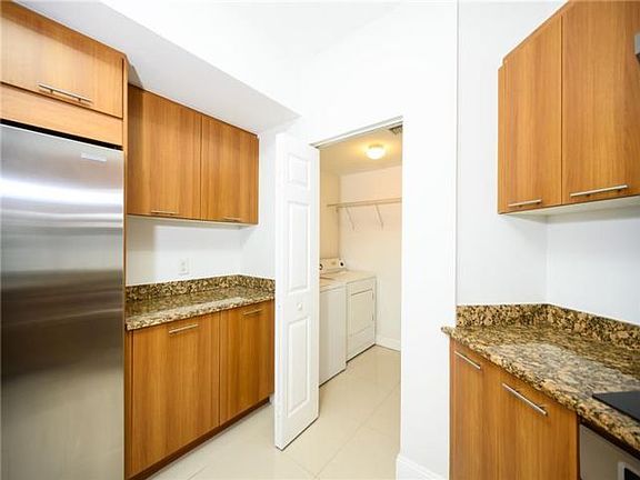 3rd image of 510 NW 84th Ave APT 424