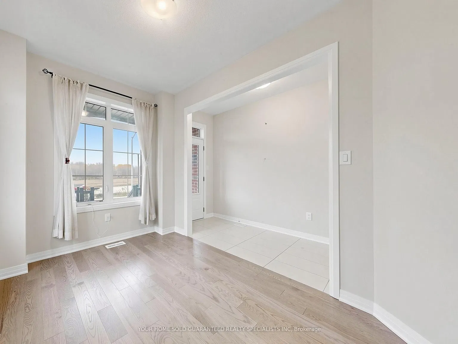 4 bed, $2,900 — Photo 4
