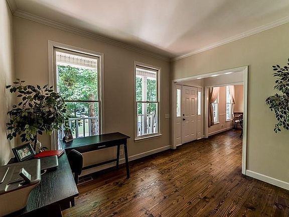 3rd image of 4073 Churchill Downs Dr