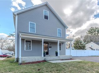 12 Perry St, Smithfield, RI 02917