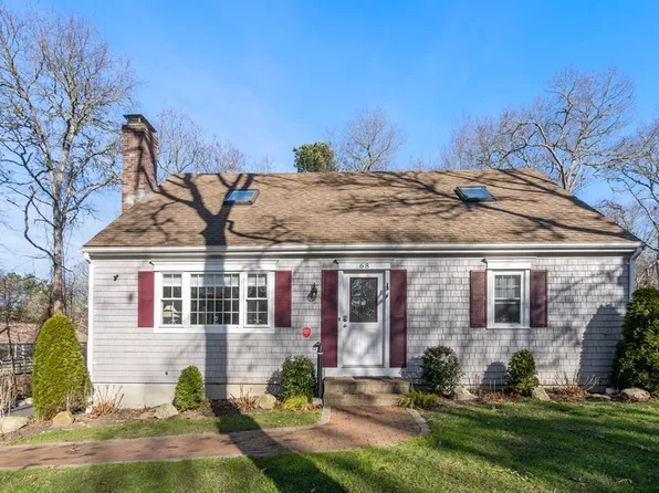 68 Pebble Ln, North Falmouth, MA 02556
