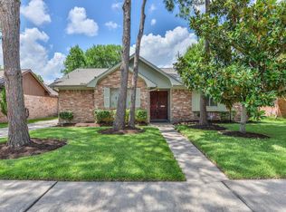 11814 Kirkbriar Dr, Houston, TX 77089