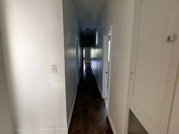 3rd image of 815 S New Hampshire Ave APT 3