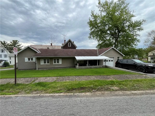406 S Penn St, Punxsutawney, PA 15767