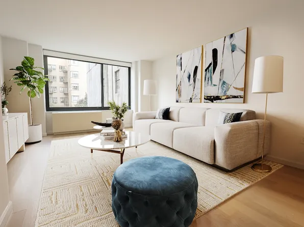 180 West 20th Street image 1 of 15