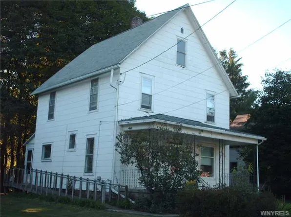 95 Lincoln Ave, Salamanca, NY 14779