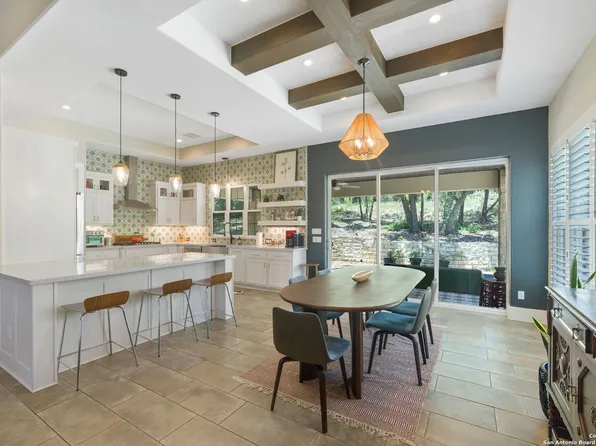 317 sweet grass, Lakeway, TX 78738