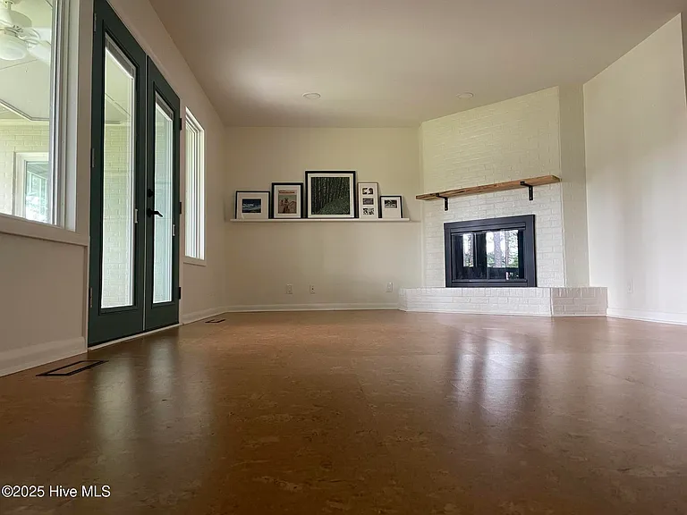 164 Pine Lake Dr — Photo 4