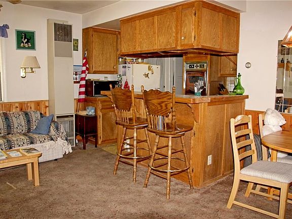 5th image of 611 W Sugarloaf Blvd