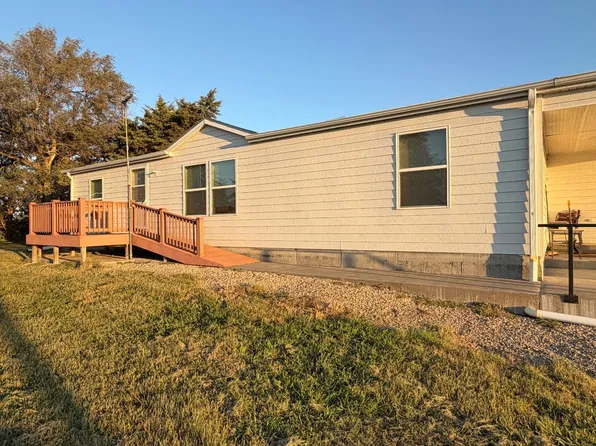 740 N 230th Rd, Aurora, KS 67417