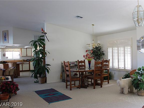 5th image of 928 Vista Lago Way