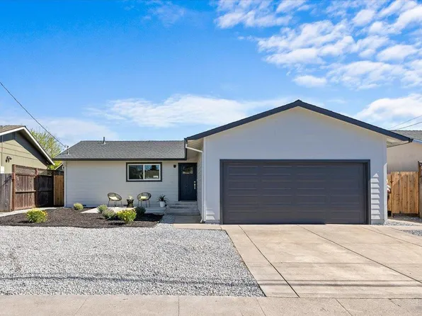 1622 Weaverly Drive, Petaluma, CA 94954