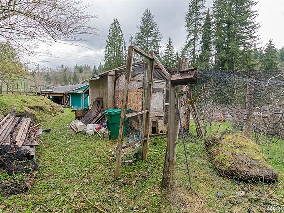 5th image of 10402 241st Ave SE