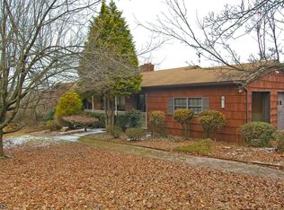 27 Milford Rd, Bloomsbury, NJ 08804