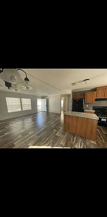 1st image of 9433 Paradise Dr