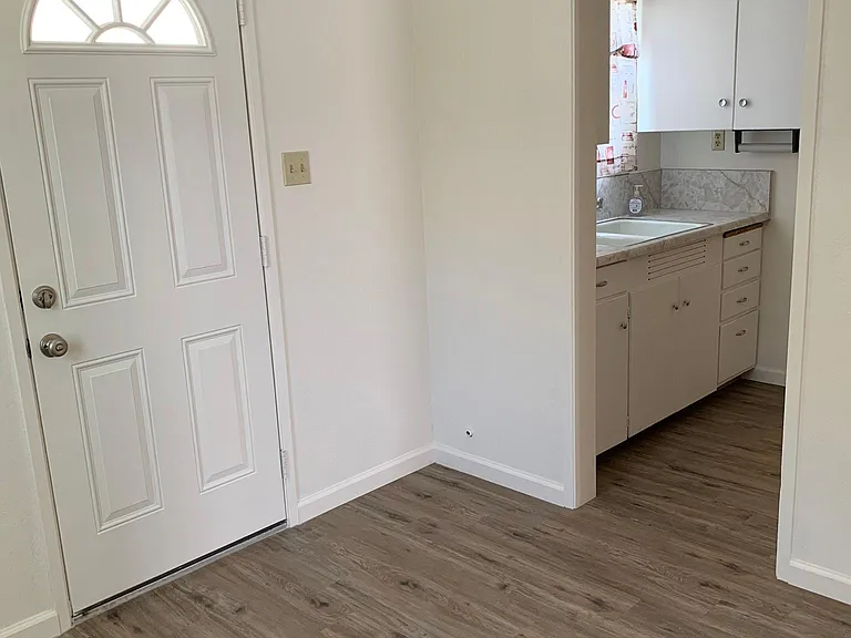 3834 Stoddard Ave — Photo 7