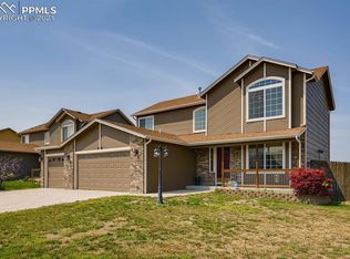 7408 Twin Valley Ter, Colorado Springs, CO 80925