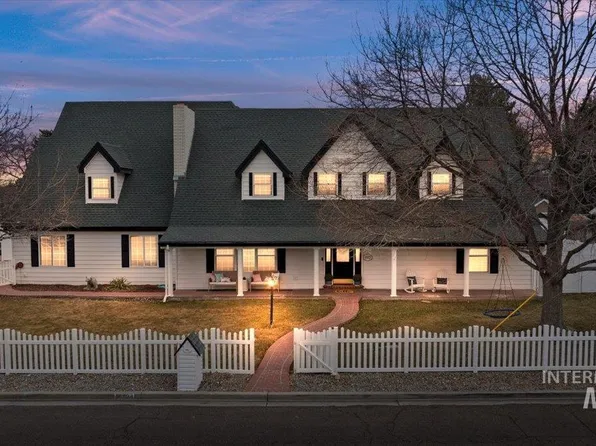 692 Mountain View Dr, Twin Falls, ID 83301