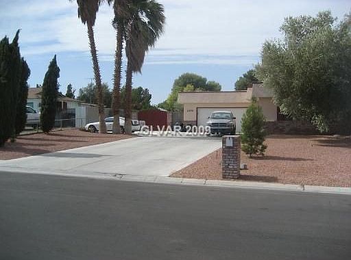2nd image of 2250 Bluegrass Ln