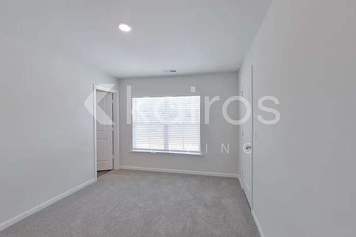 2529 Banyon Cir — Photo 9