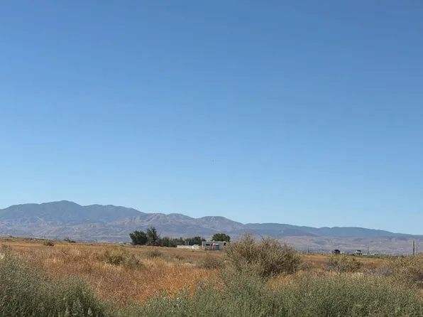 5606 E Avenue K8, Lancaster, CA 93535
