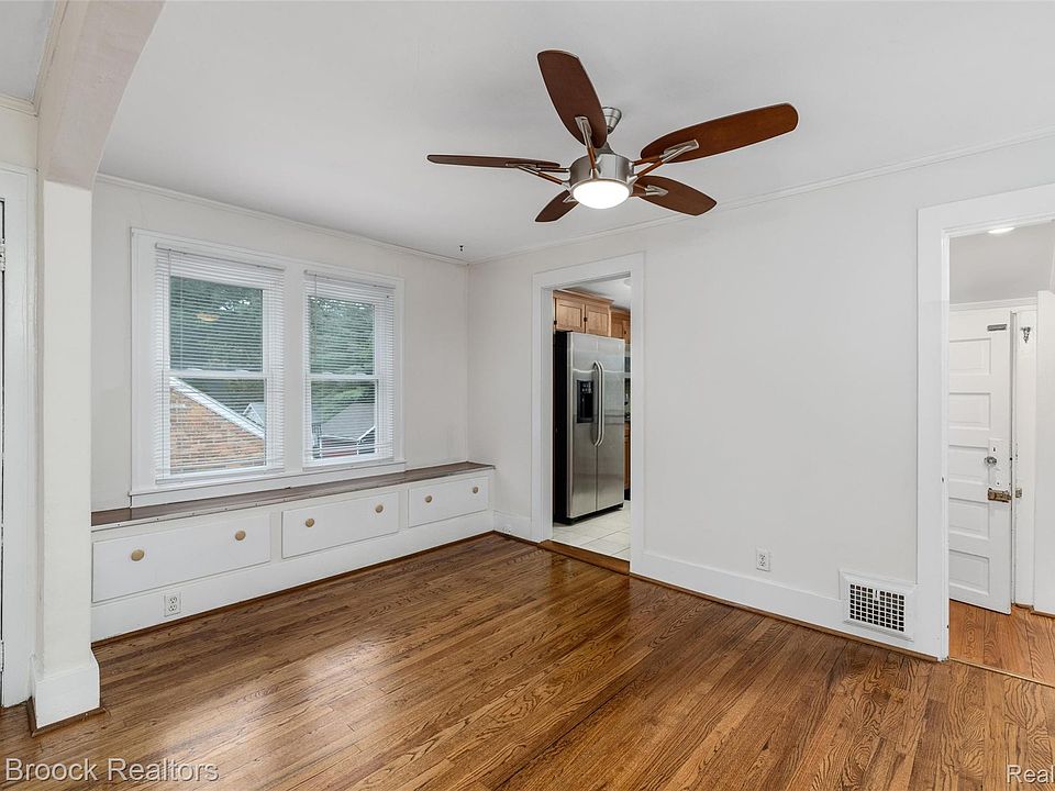 25 Wellesley Dr, photo 21