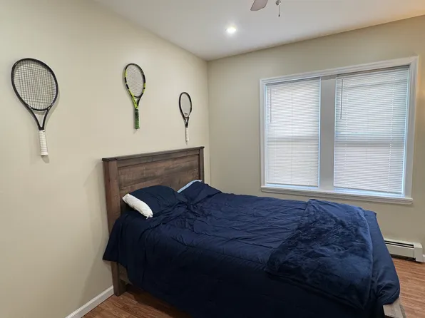 523 Grand Avenue image 10 of 17