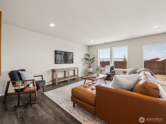 3rd image of 28703 79th Drive NW #29