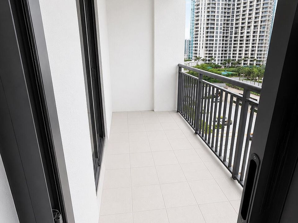 1st image of 540 Brickell Key Dr APT 1224