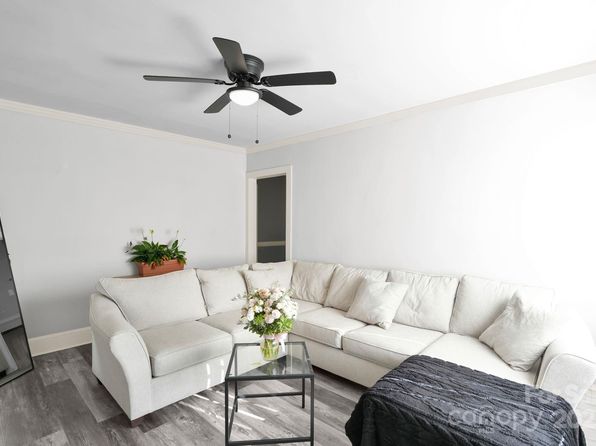 charlotte-north-carolina-299900202 picture