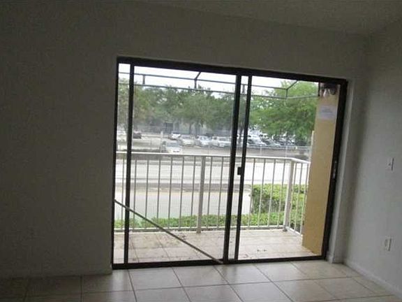 4th image of 15640 SW 80th St APT 205