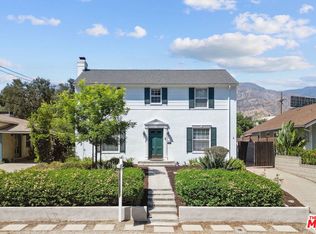867 New York Dr, Altadena, CA 91001