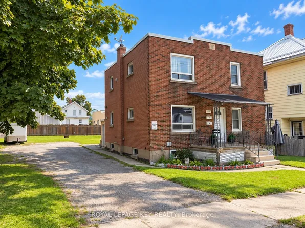 115 Brock St N, Sarnia, ON N7T 5Y9