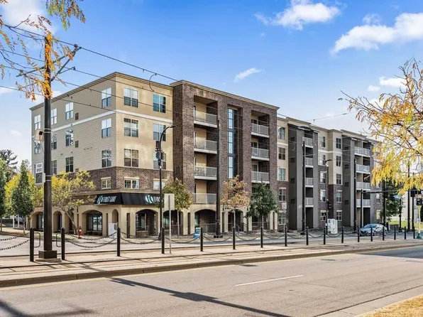 2900 University Ave SE APT 411, Minneapolis, MN 55414