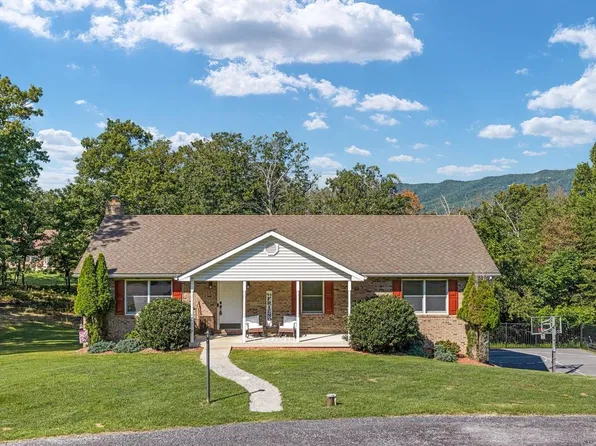 255 McCoys Ford Rd, Front Royal, VA 22630