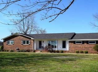 1438 Cherry Corner Rd, Murray, KY 42071