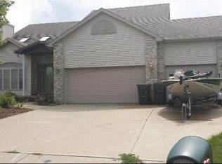 288 Kelvington Dr, Sun Prairie, WI 53590