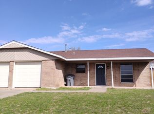 2619 NW Cedric Cir, Lawton, OK 73505