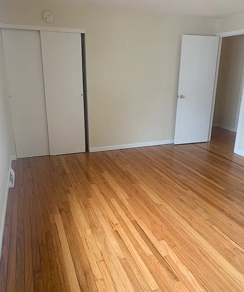 356 E Main St — Photo 8