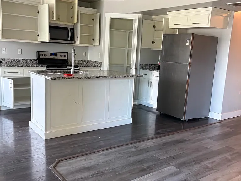 2412 N 200 E — Photo 20